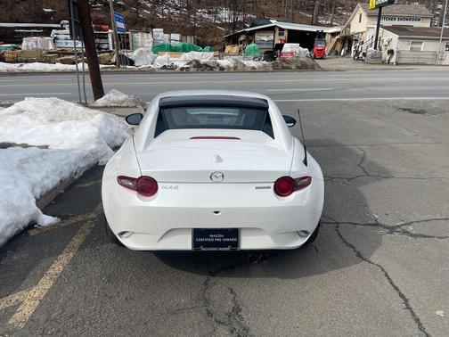 2023 Mazda MX-5 Miata RF Grand Touring