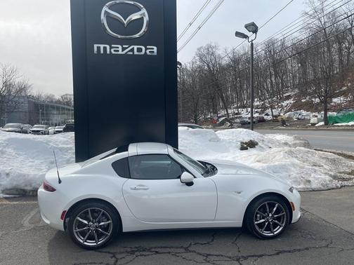 2023 Mazda MX-5 Miata RF Grand Touring