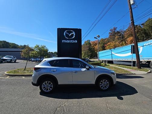 2023 Mazda CX-5 2.5 S Preferred Package