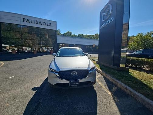 2023 Mazda CX-5 2.5 S Preferred Package