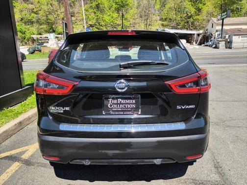 2020 Nissan Rogue Sport SV