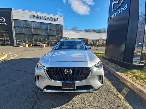 2024 Mazda CX-90 PHEV Premium Plus