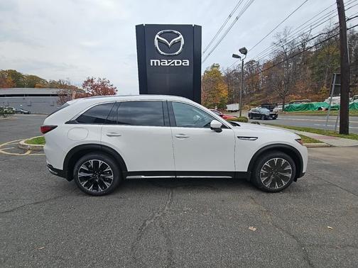 2025 Mazda CX-90 PHEV Premium Plus