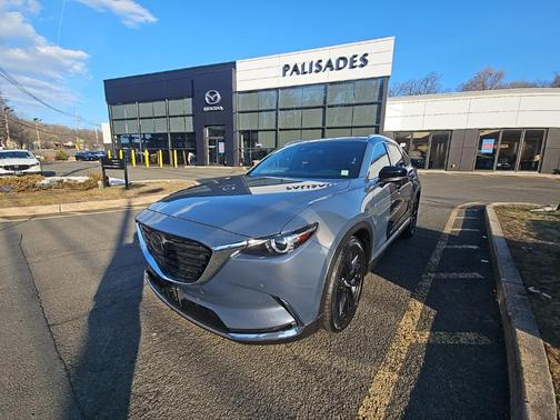 2023 Mazda CX-9 Carbon Edition