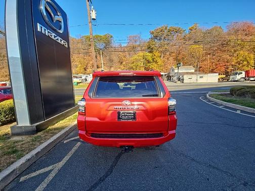 2022 Toyota 4Runner SR5