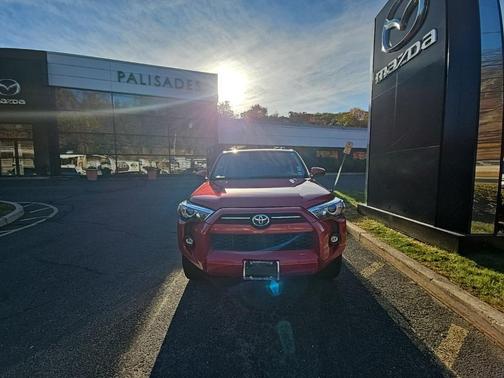 2022 Toyota 4Runner SR5