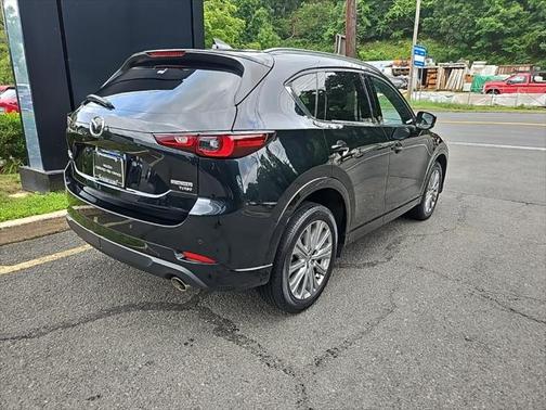 2022 Mazda CX-5 Signature