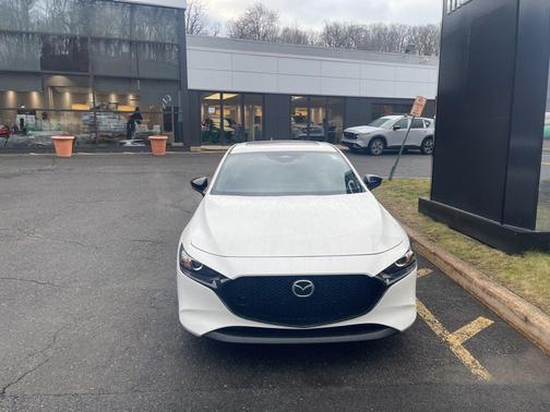 Snowflake White Pearl Mica 2026 Mazda Mazda3 AWD