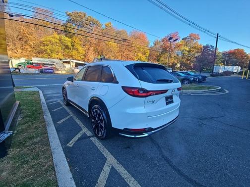 2024 Mazda CX-90 PHEV Premium Plus