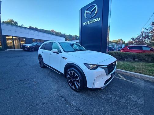 2024 Mazda CX-90 PHEV Premium Plus