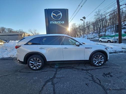 Rhodium White Premium 2026 Mazda CX-90 3.3 Turbo Preferred