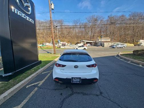 Snowflake White Pearl Mica 2026 Mazda Mazda3 AWD