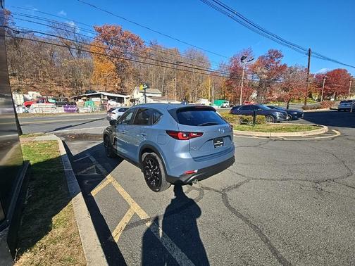 2023 Mazda CX-5 Carbon Edition