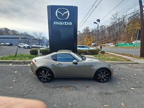 2024 Mazda MX-5 Miata RF Grand Touring