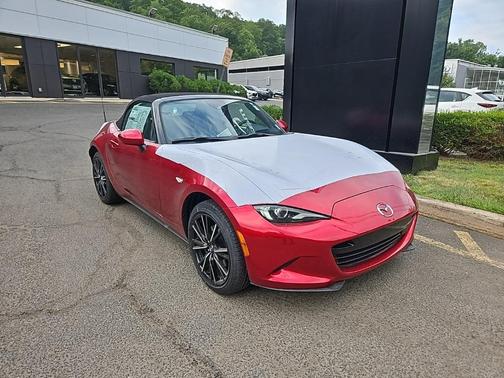 2025 Mazda MX-5 Miata Grand Touring