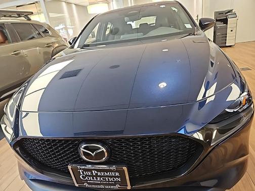 2025 Mazda Mazda3 FWD w/Preferred Package