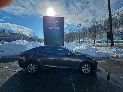 2015 Mazda Mazda3 i Sport