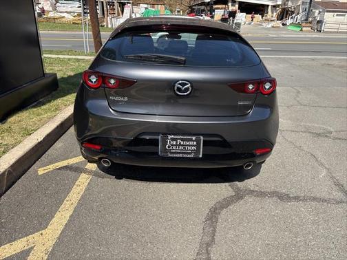 2022 Mazda Mazda3 FWD w/Preferred Package