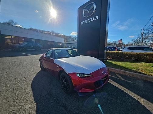 2025 Mazda MX-5 Miata Sport