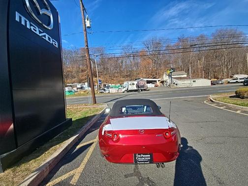 2025 Mazda MX-5 Miata Sport