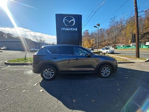 2023 Mazda CX-5 2.5 S Preferred Package