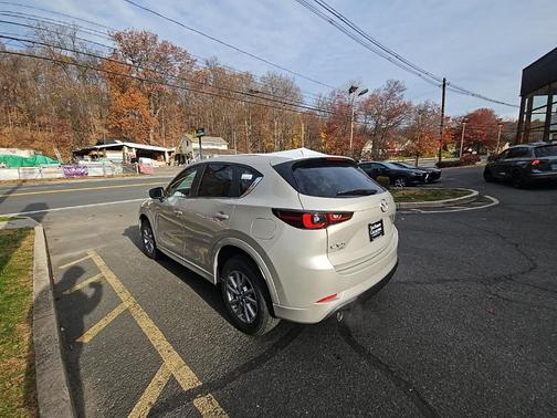 2025 Mazda CX-5 2.5 S Preferred Package