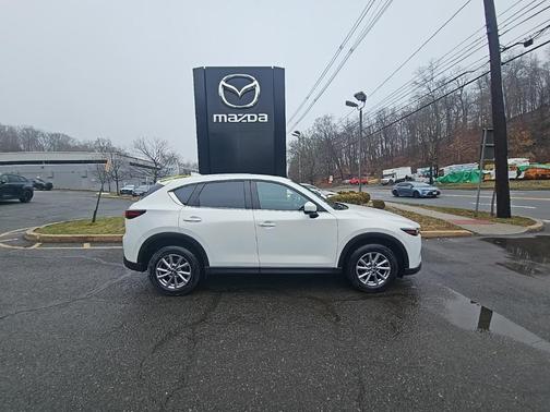 2023 Mazda CX-5 2.5 S Preferred Package