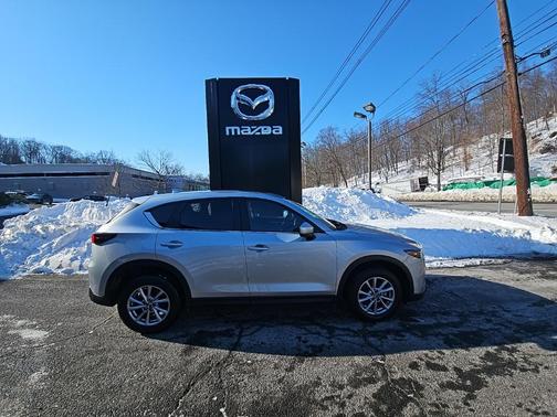 2023 Mazda CX-5 2.5 S Preferred Package