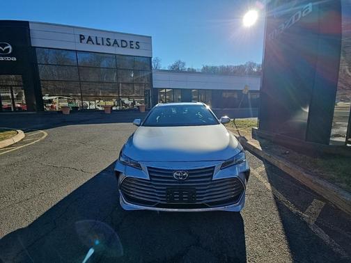2021 Toyota Avalon Hybrid Limited