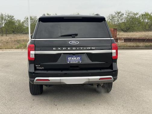 2023 Ford Expedition XLT