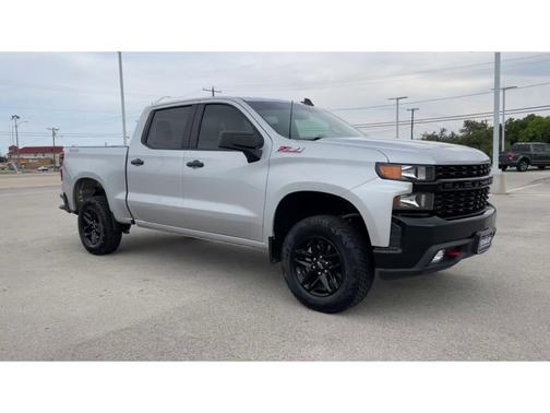 Photo 2 of 31 of 2020 Chevrolet Silverado 1500 Custom Trail Boss