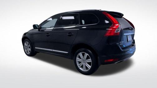 2016 Volvo XC60 T6 Drive-E