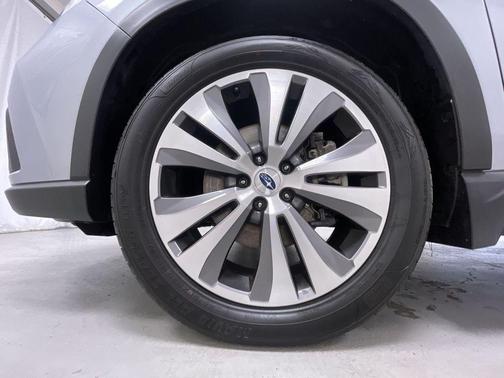 2022 Subaru Ascent Limited 8-Passenger