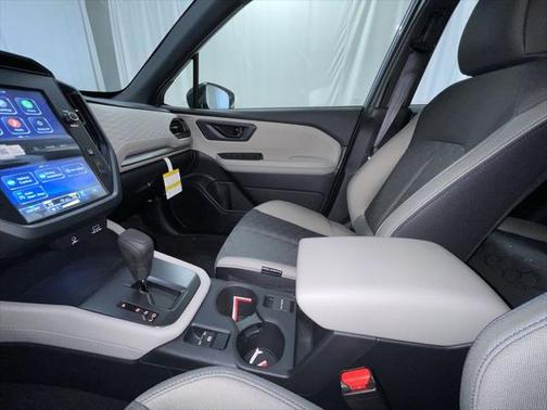 2025 Subaru Forester Base