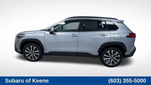 2022 Toyota Corolla Cross XLE