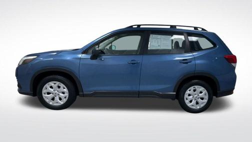 2023 Subaru Forester Base