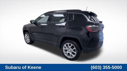 2023 Jeep Compass Latitude Lux