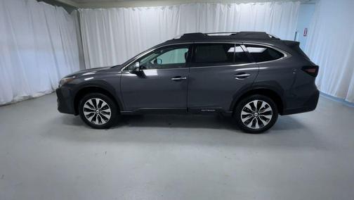 2023 Subaru Outback Touring
