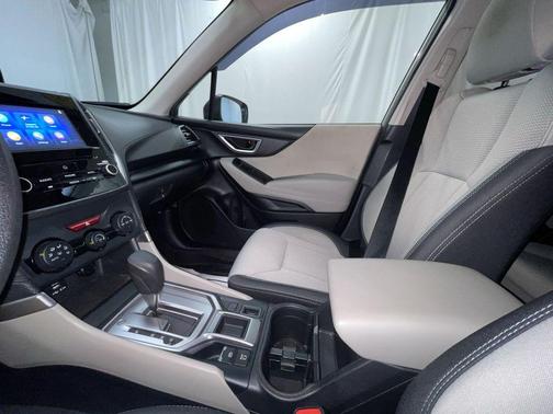2021 Subaru Forester Base