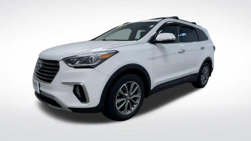 2018 Hyundai SANTA FE SE