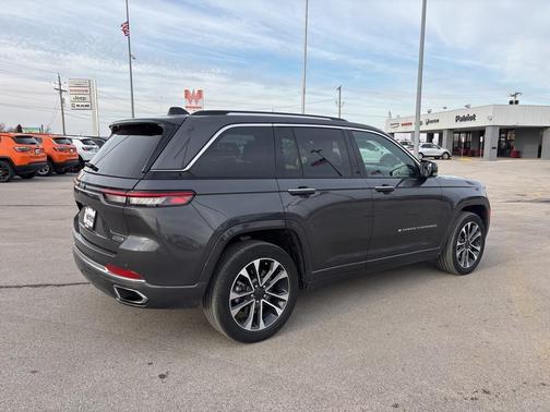 2022 Jeep Grand Cherokee 4xe Overland