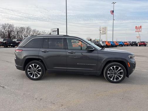 2022 Jeep Grand Cherokee 4xe Overland