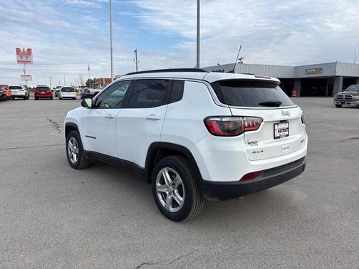 2023 Jeep Compass Latitude