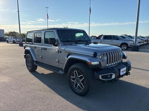 2021 Jeep Wrangler Unlimited Sahara