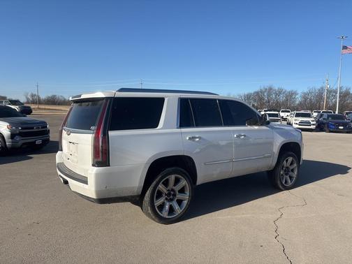 2020 Cadillac Escalade Premium Luxury