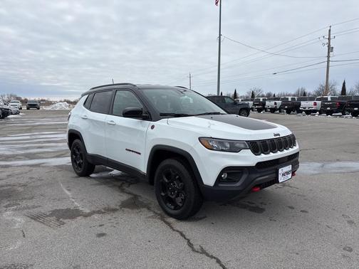 2023 Jeep Compass Trailhawk