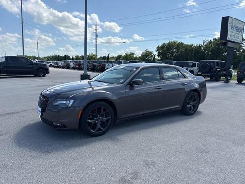 2022 Chrysler 300 S
