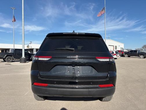 2024 Jeep Grand Cherokee Altitude