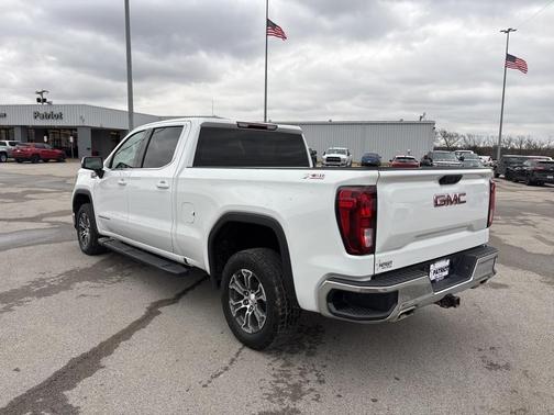 2023 GMC Sierra 1500 SLE