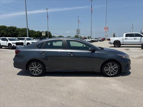 2022 Kia Forte GT-Line